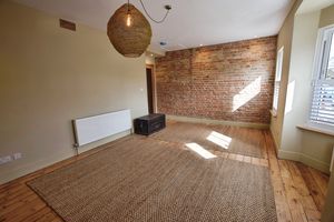 Lounge- click for photo gallery